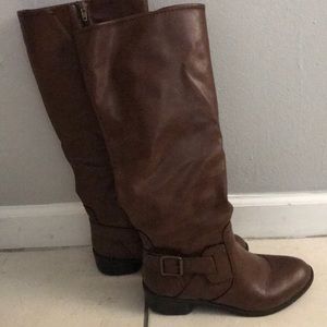 Brown boots